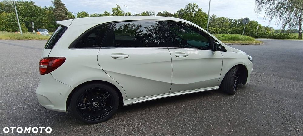 Mercedes-Benz Klasa B 220 (CDI) d AMG Line - 4