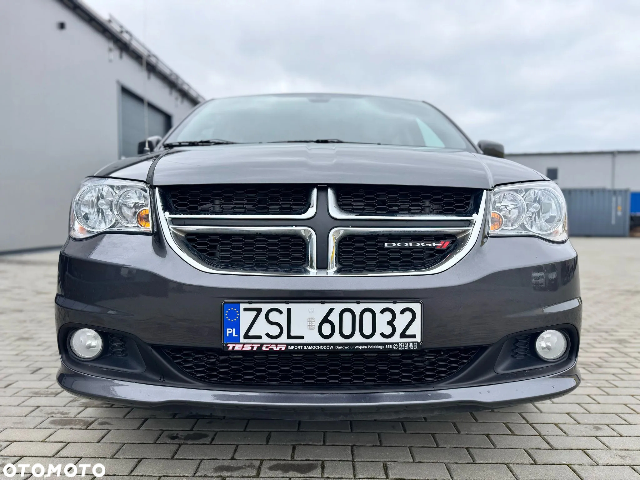 Dodge Grand Caravan - 6