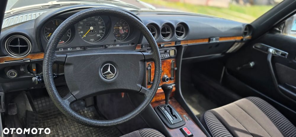 Mercedes-Benz SLC - 8