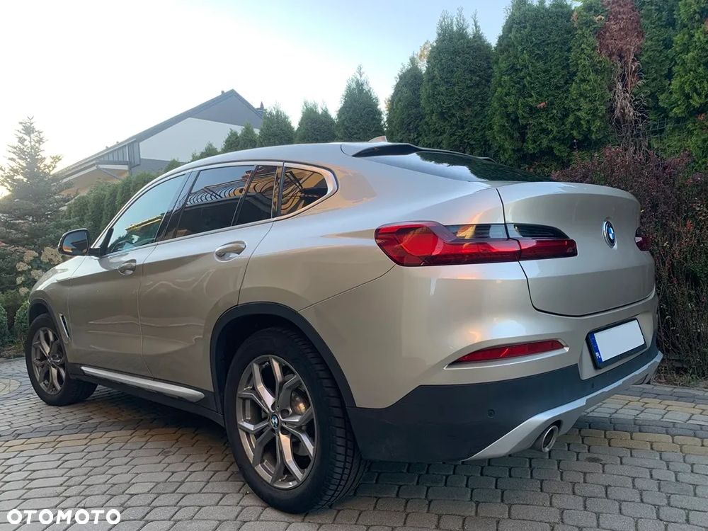 BMW X4 xDrive20i Advantage sport - 2