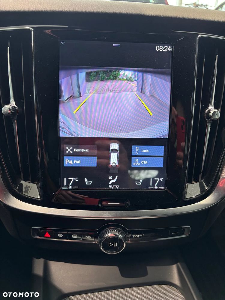 Volvo V60 D4 R-Design - 22