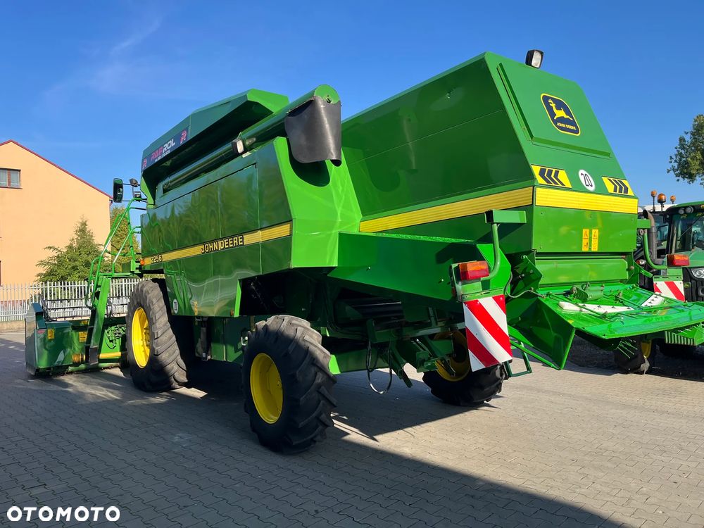 John Deere 2256 - 5