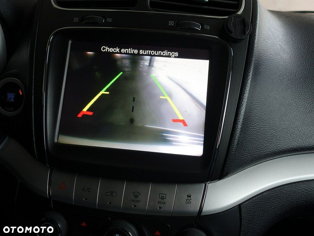 Fiat Freemont 2.0 Multijet Lounge AWD - 25