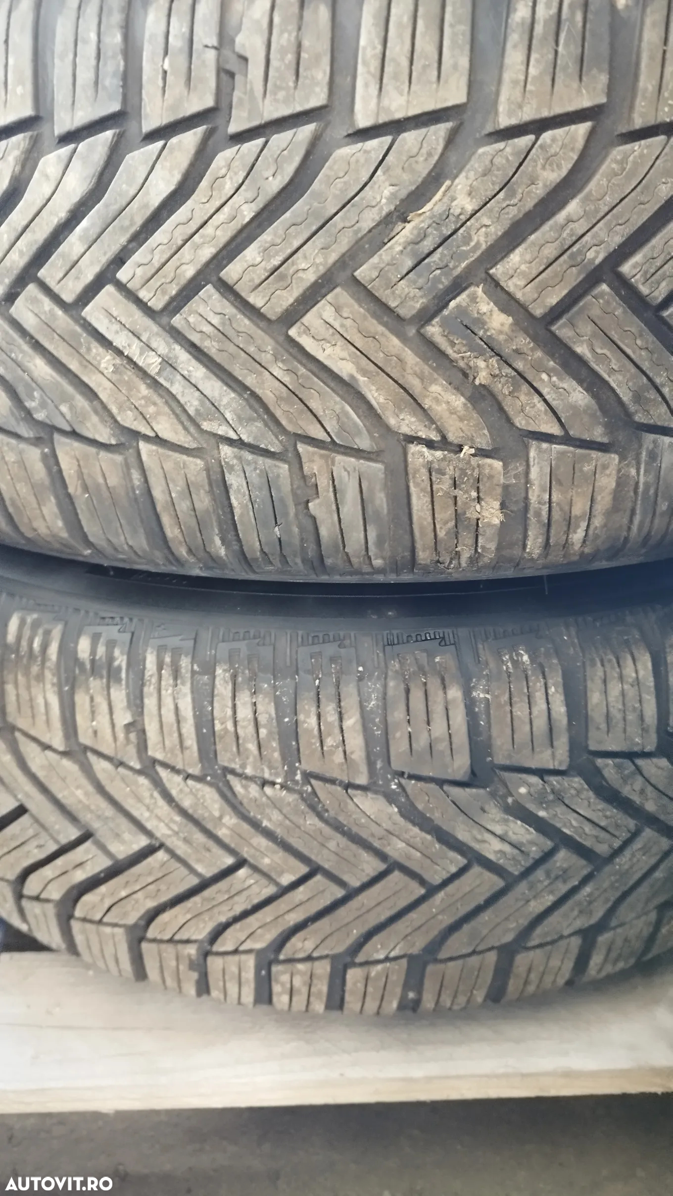 Set jante aliaj BMW Style 282 7j16 et 31 cu anvelope de iarna 205/55/16 - 13