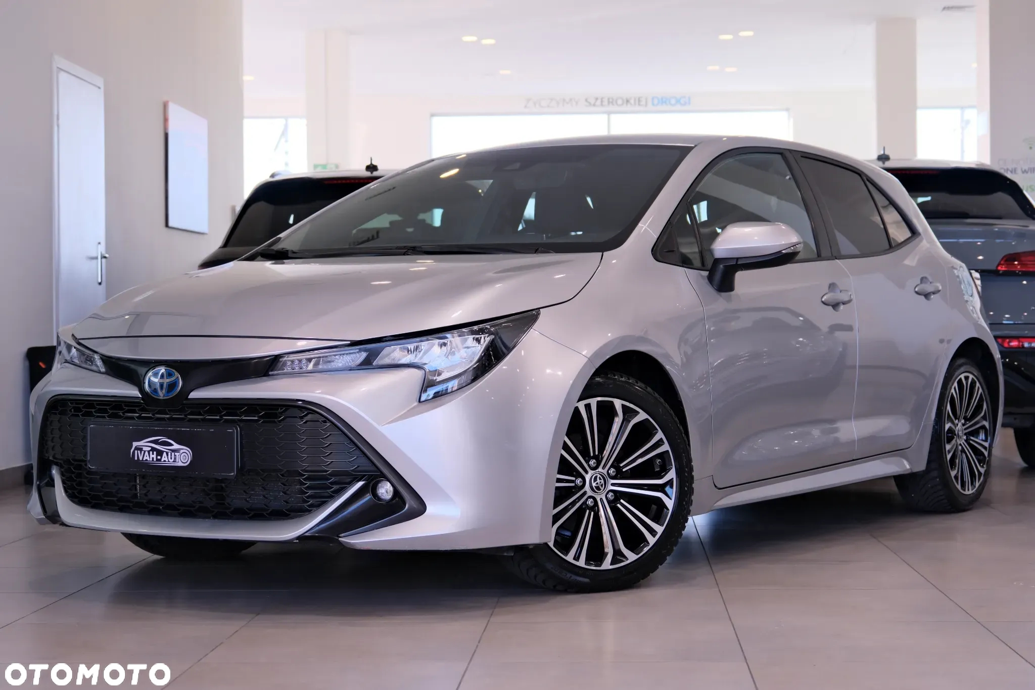 Toyota Corolla 1.8 Hybrid Active - 19