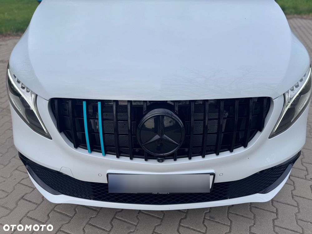 Mercedes-Benz Klasa V 300 d lang 4Matic 9G-TRONIC Avantgarde Edition 2020 - 26