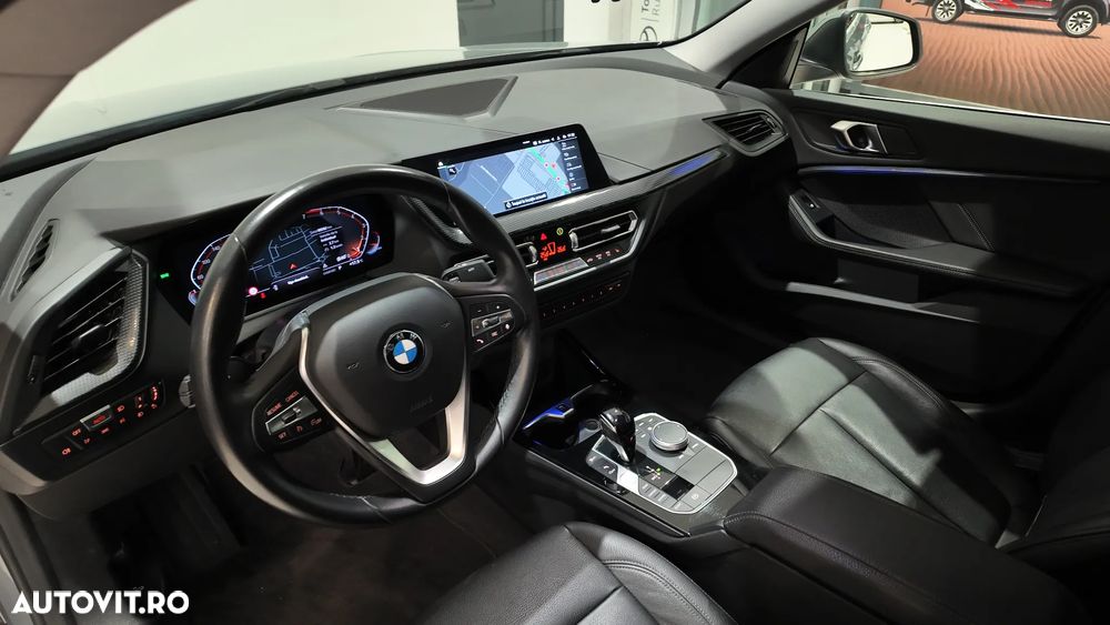 BMW Seria 2 218i Aut. Advantage - 12