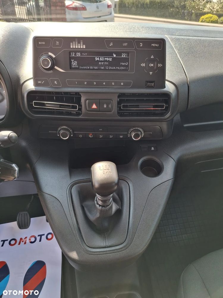 Citroën Berlingo M 1.2 PureTech Feel S&S - 24