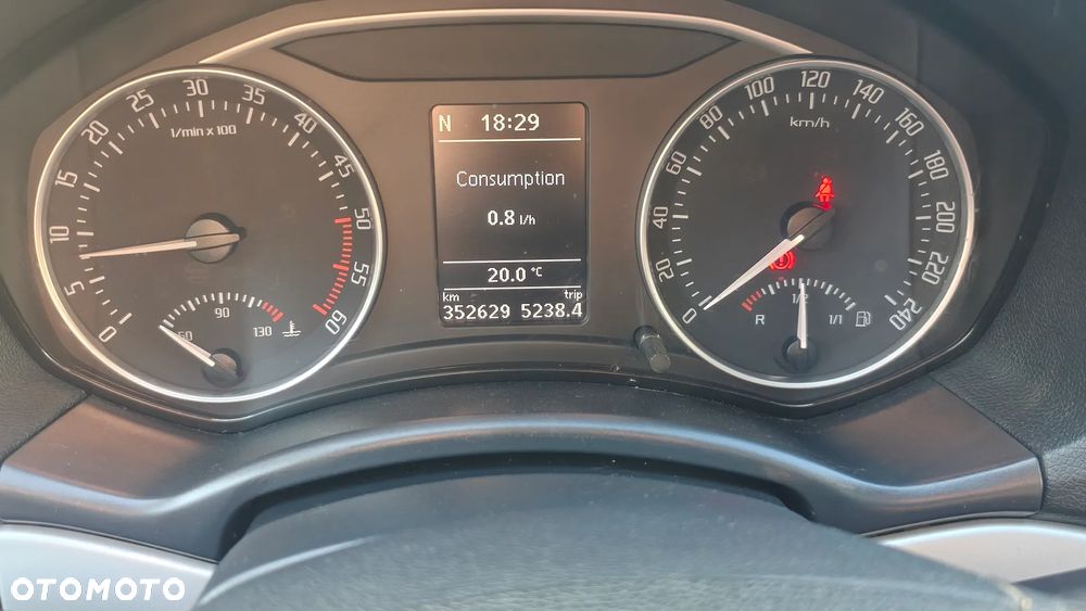 Skoda Octavia 1.6 TDI Ambiente - 13