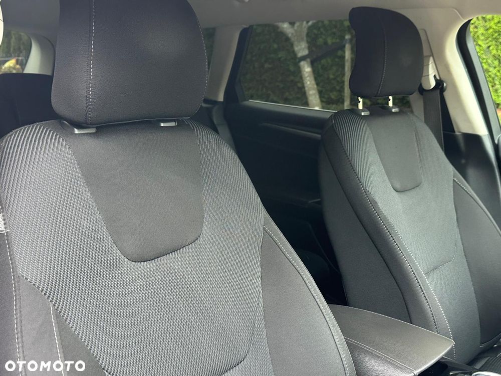 Ford Mondeo 2.0 TDCi Ambiente Plus - 11