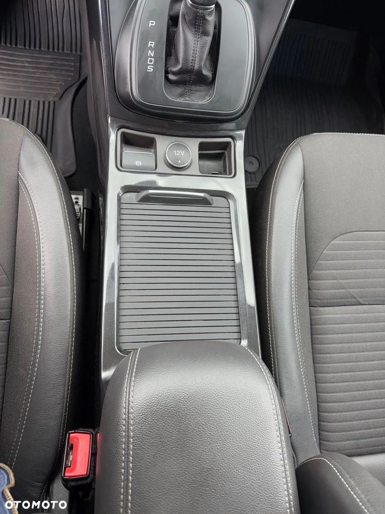 Ford Kuga 1.5 EcoBoost 2x4 Titanium - 20