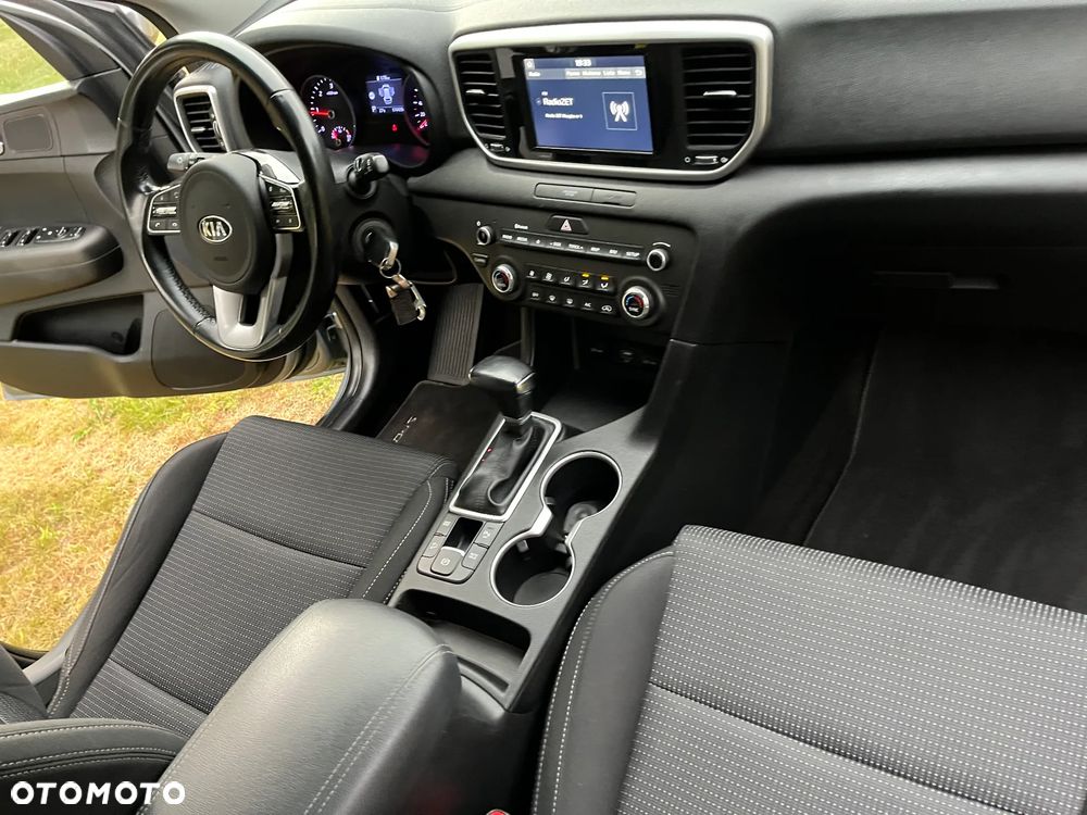 Kia Sportage 1.6 CRDI AWD Eco-Dynamics+ (48V M-H) DCT GT LINE - 9
