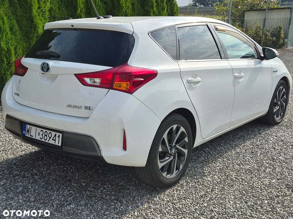 Toyota Auris 1.8 HSD Prestige NAVI - 4