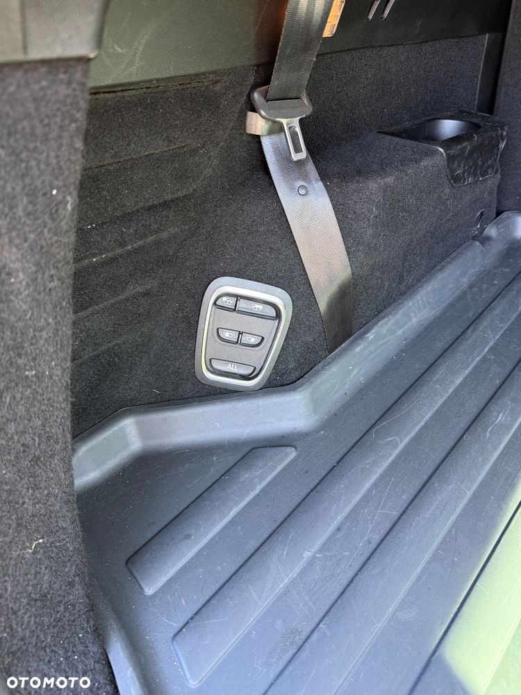 Renault Grand Scenic - 16