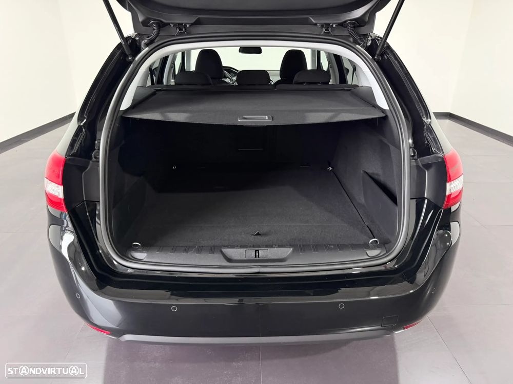 Peugeot 308 SW 1.5 BlueHDi Style - 47