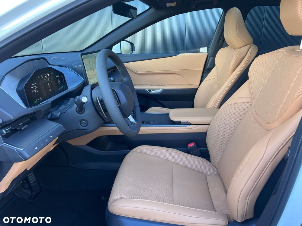 Lexus ES - 9