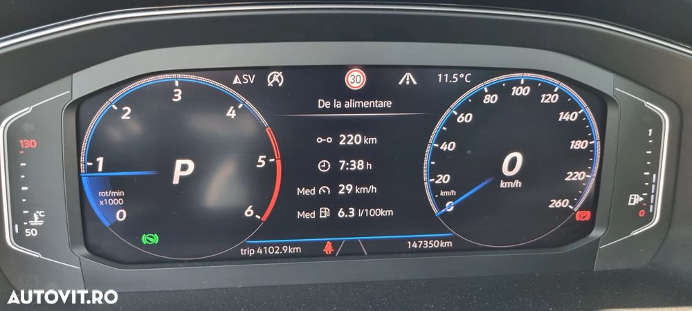 Volkswagen Passat 2.0 TDI DSG Highline - 12