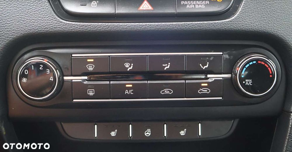 Kia XCeed - 25