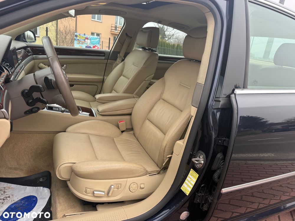 Audi A8 4.2 Quattro - 16