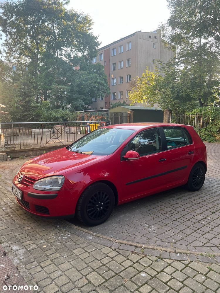 Volkswagen Golf - 1