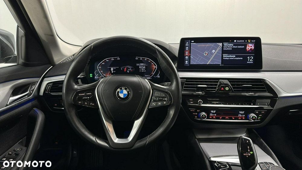 BMW Seria 5 - 10