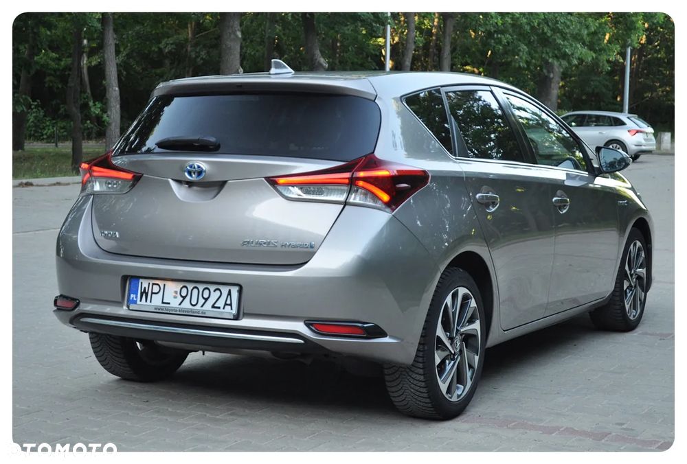 Toyota Auris 1.8 HSD Luna - 16
