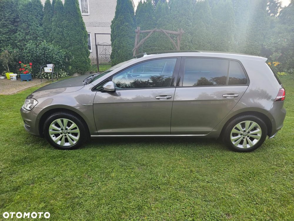 Volkswagen Golf - 3
