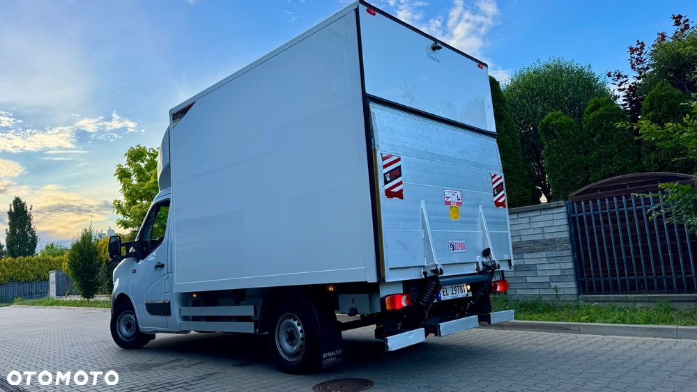 Renault Renault Master kontener Rampa Izoterma najazd WINDA 3 miejsca izolowany budka na rama 6EP 8EP - 7