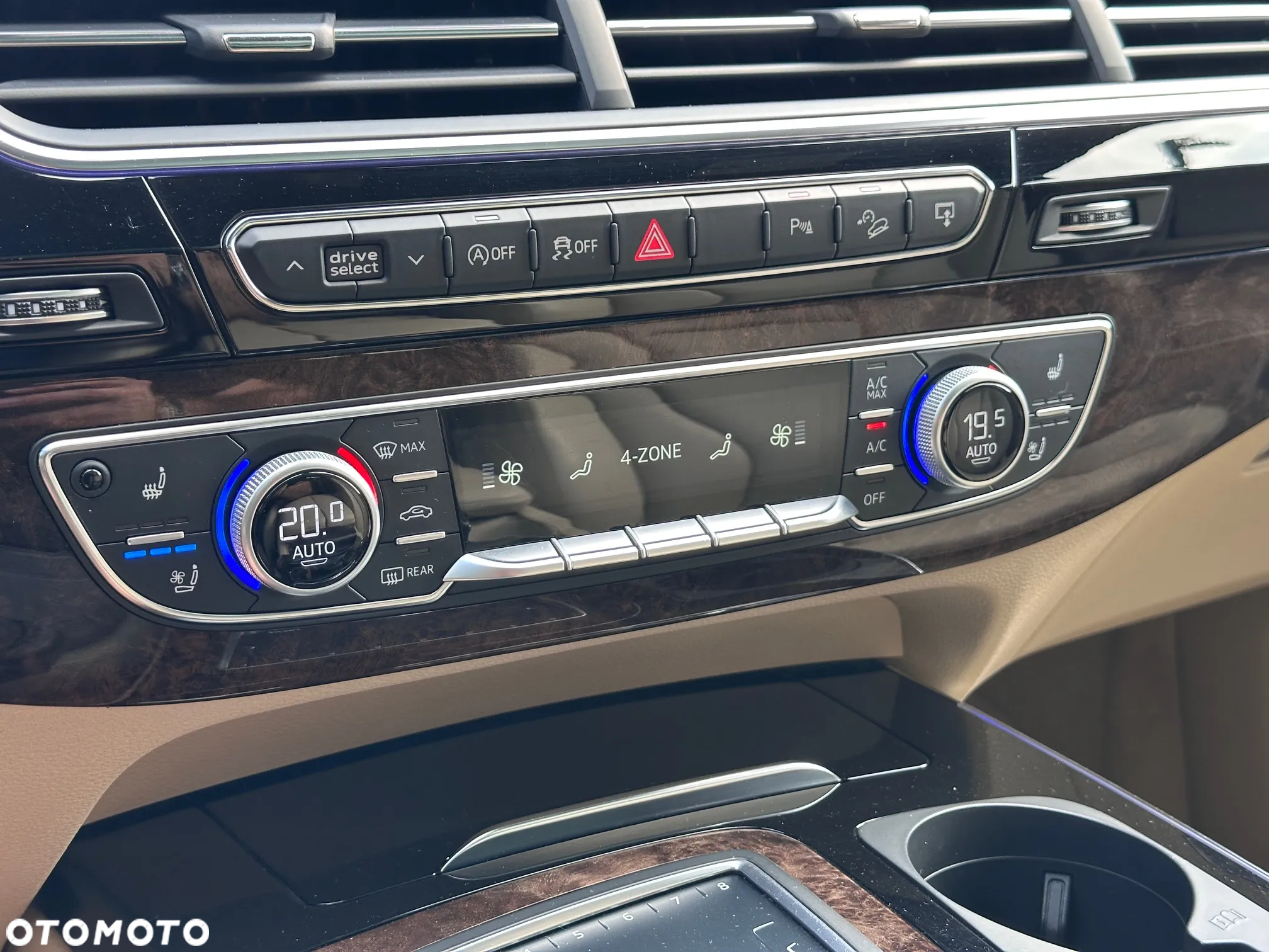 Audi Q7 3.0 TFSI Quattro Tiptronic - 28