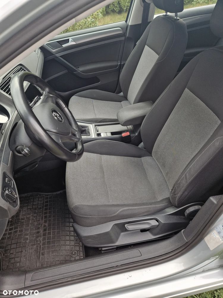 Volkswagen Golf 1.6 TDI BMT Comfortline - 16