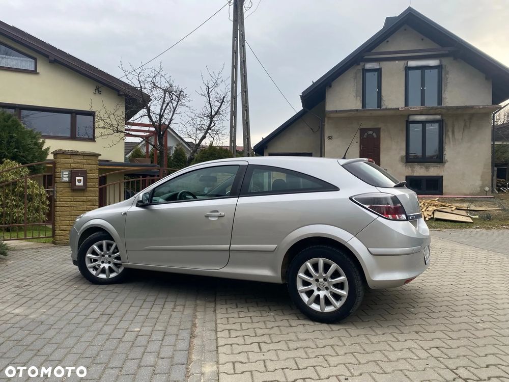 Opel Astra III GTC 1.6 Enjoy - 6