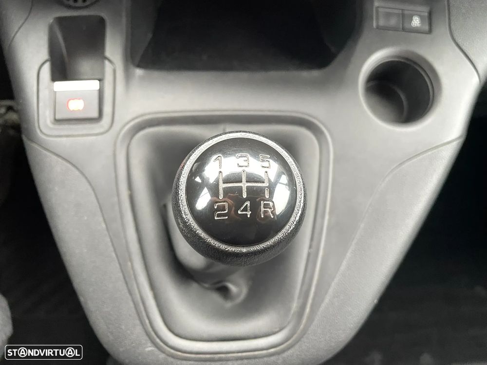 Opel Combo - 12