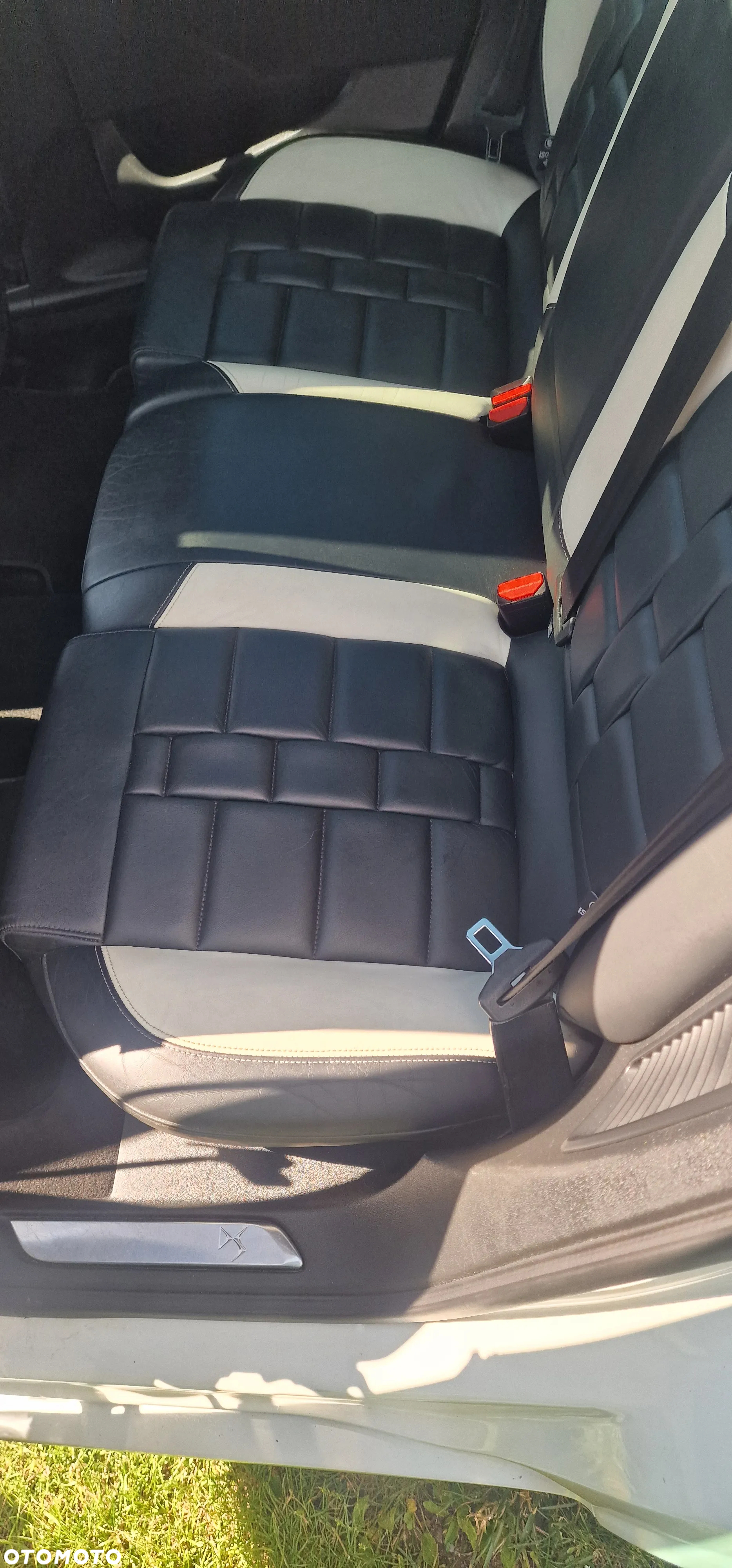 Citroën DS5 2.0 HDi Hybrid4 SoChic MCP - 9