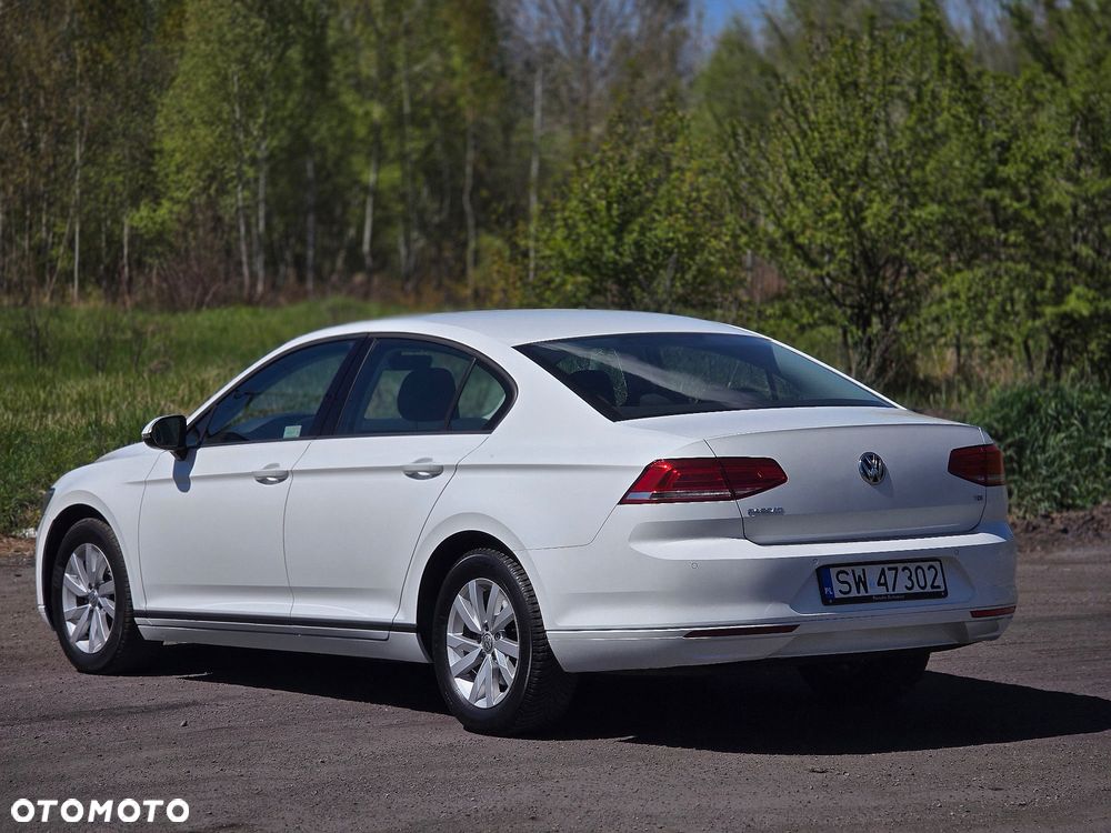 Volkswagen Passat 1.6 TDI BMT City - 4
