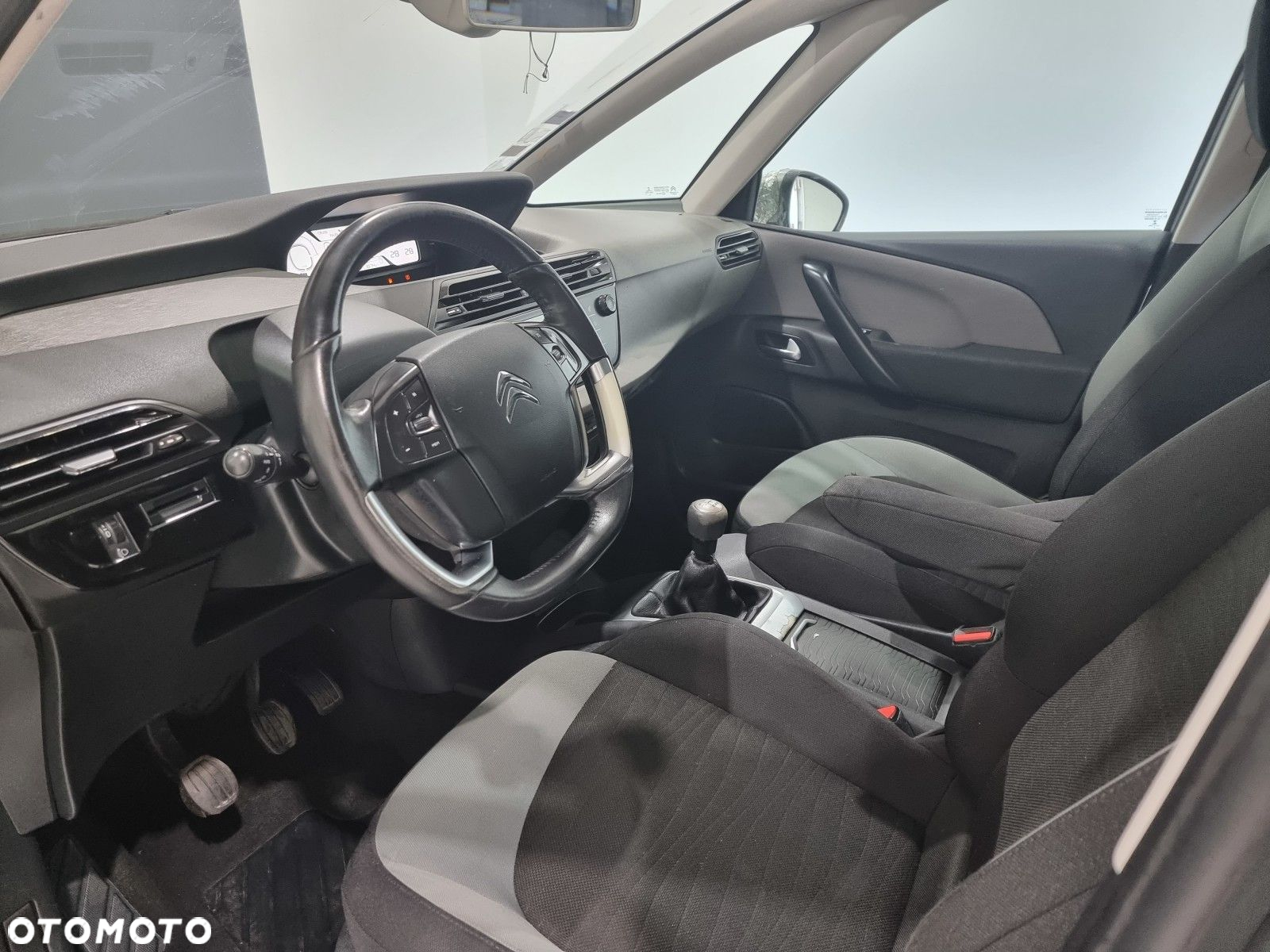 Citroën C4 Picasso - 10