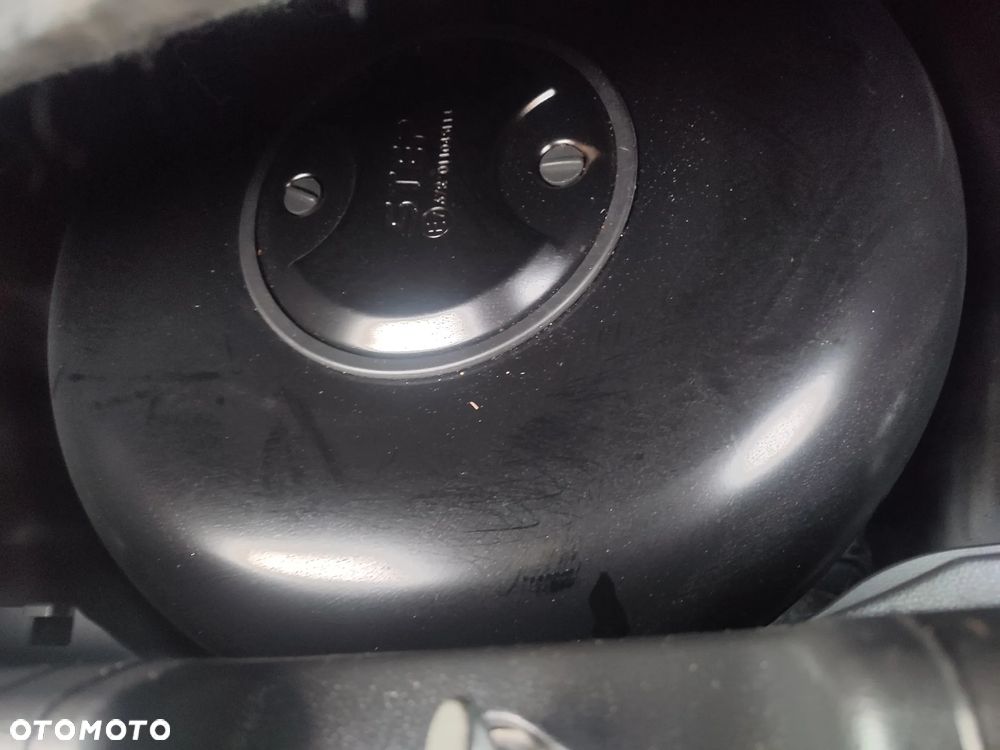 Hyundai i20 1.25 Wersja Jubileuszowa - 38