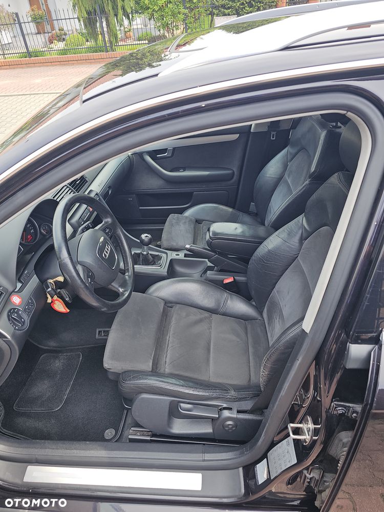 Audi A4 Avant 2.0 TDI DPF quattro - 6