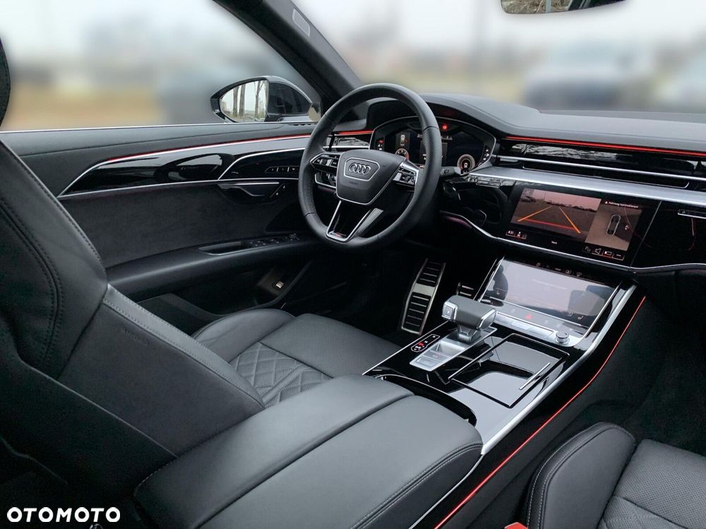 Audi A8 - 16