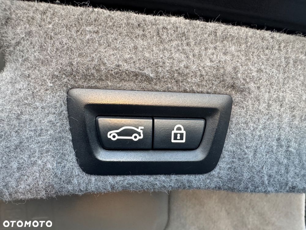 BMW Seria 7 740d xDrive - 30