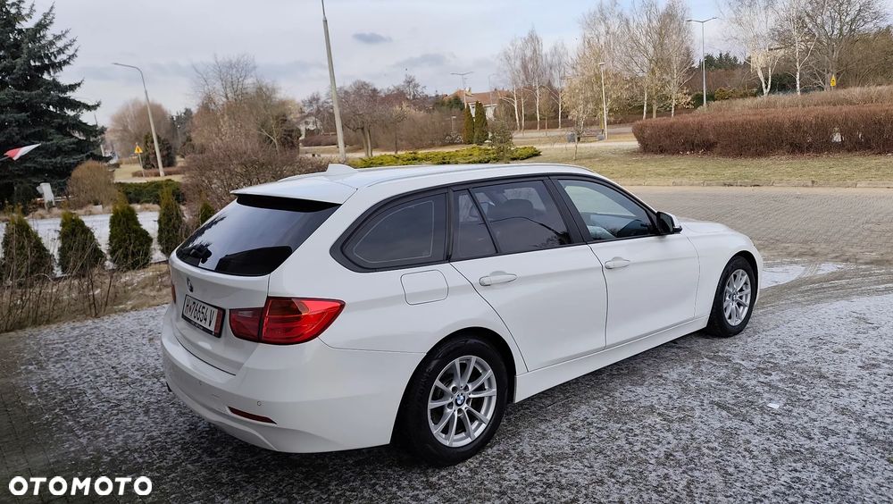 BMW Seria 3 - 23