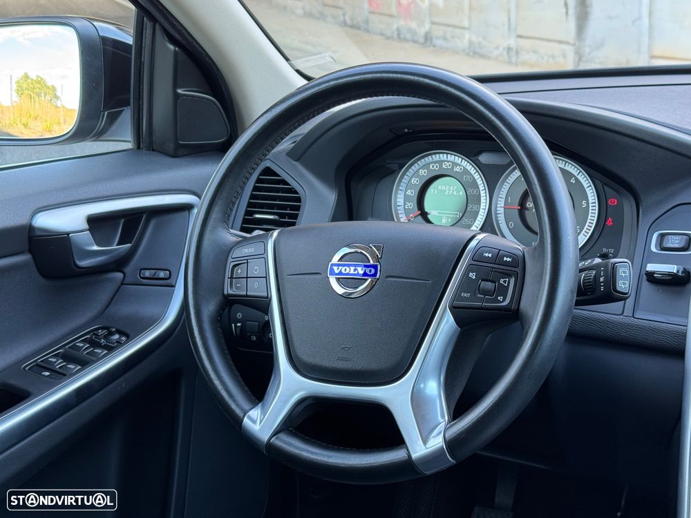 Volvo XC 60 2.0 D3 Drive Summum - 10