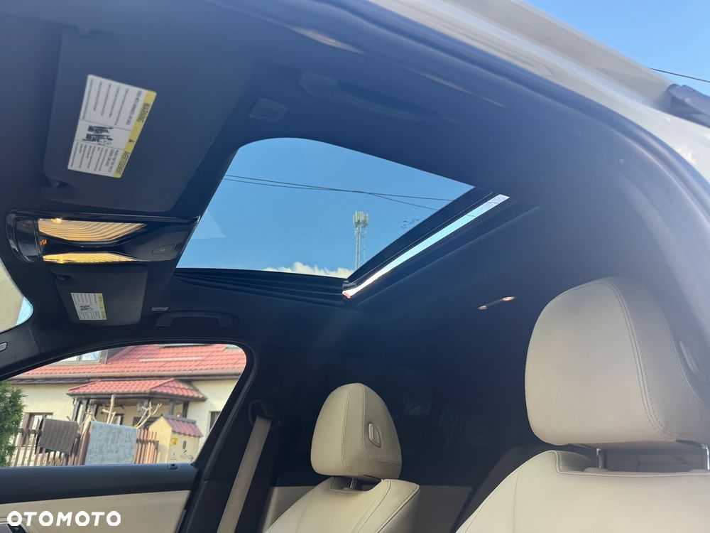 BMW Seria 3 330i M Sport sport - 17