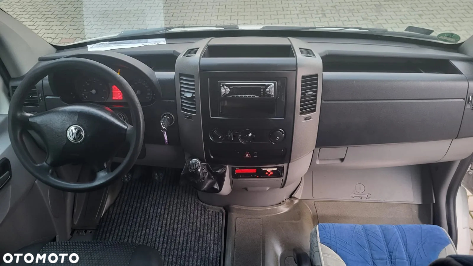 Volkswagen Crafter - 24 miejsca - TURYSTYCZNY - 8