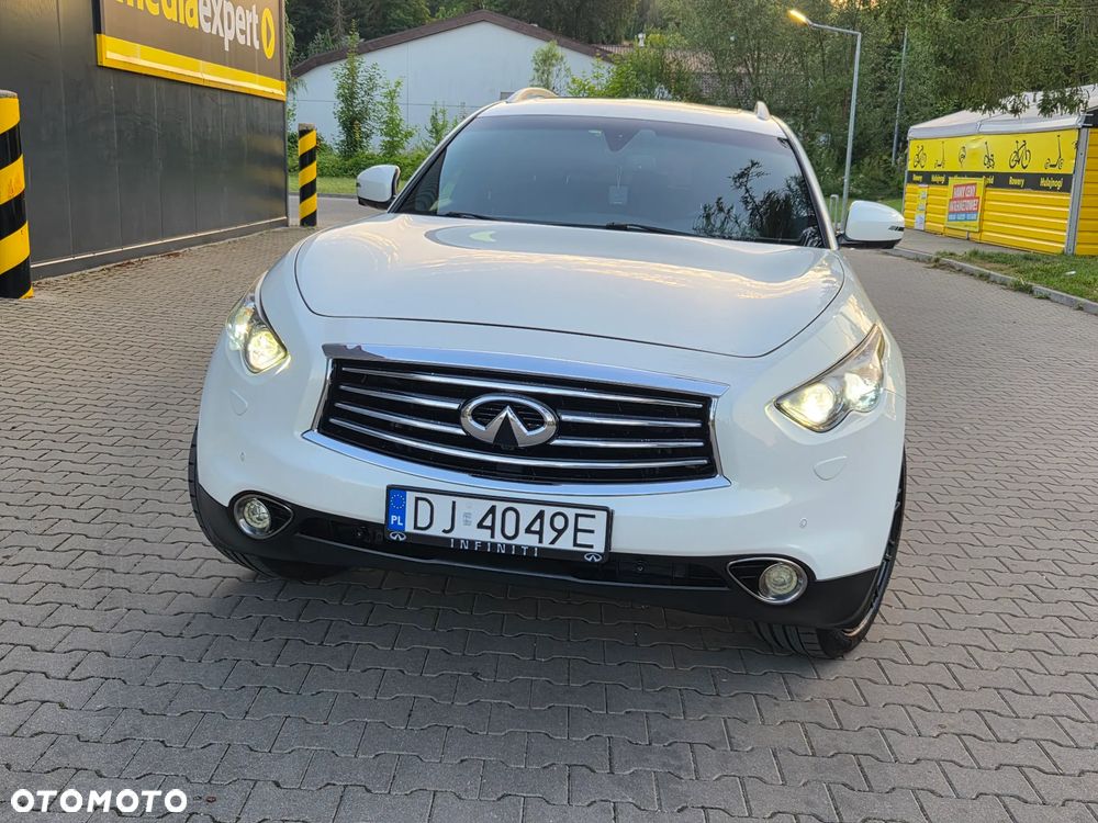 Infiniti QX70 3.7 S Premium - 3
