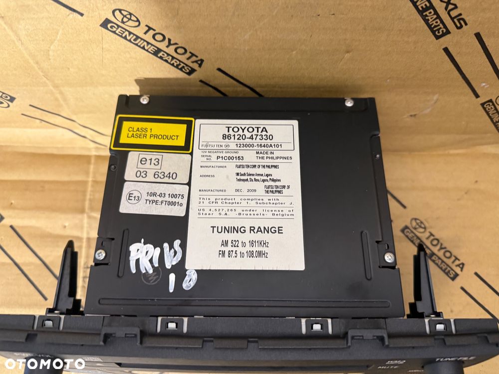 Radio Toyota Prius 09-15r. N r. 86120-47330. - 2
