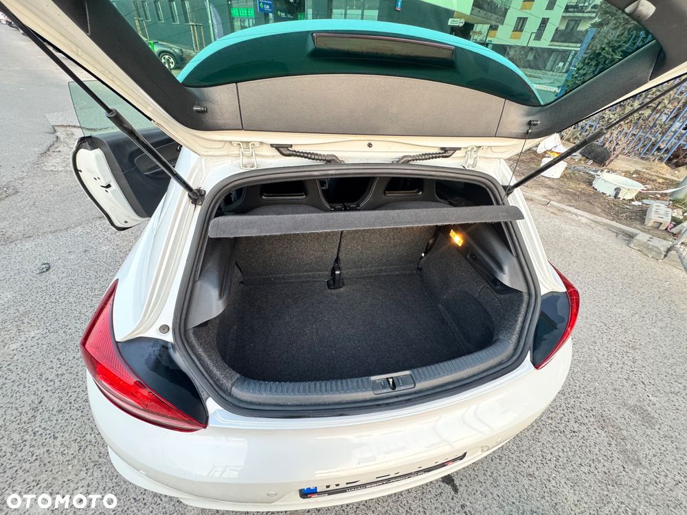 Volkswagen Scirocco - 14