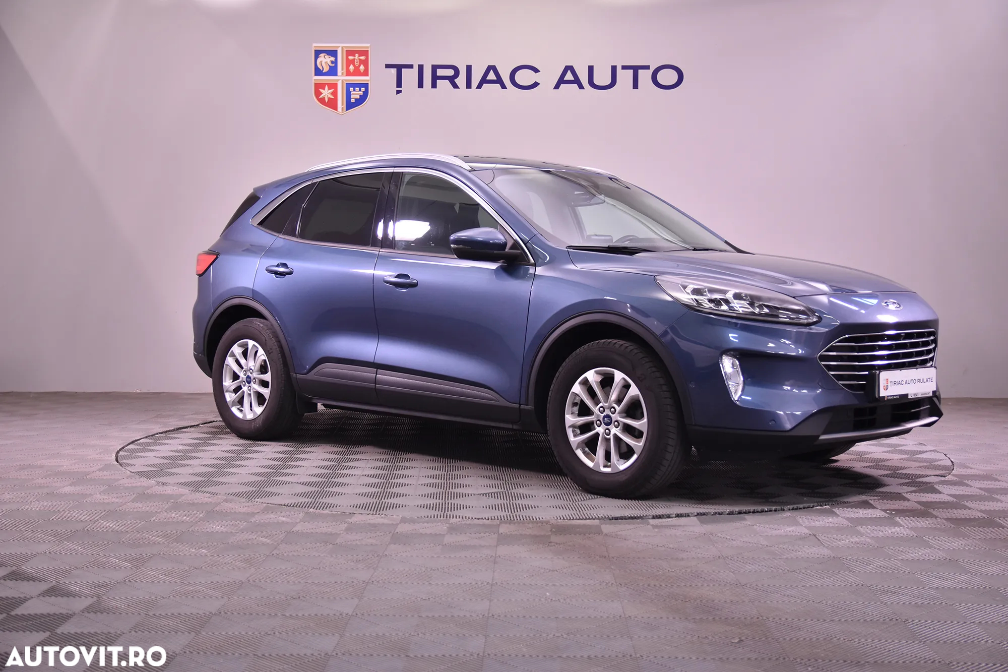 Ford Kuga - 7