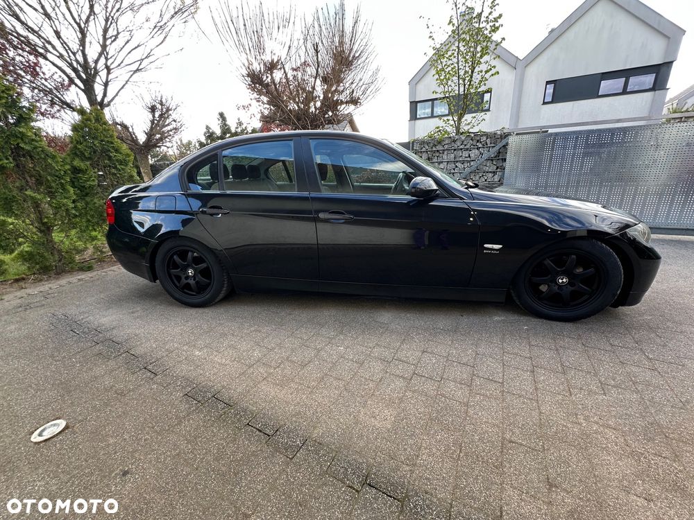 BMW Seria 3 320d - 9