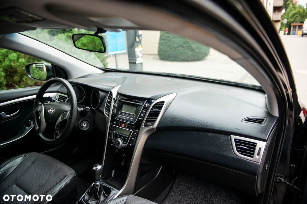 Hyundai i30 1.4 CRDi Advantage - 25