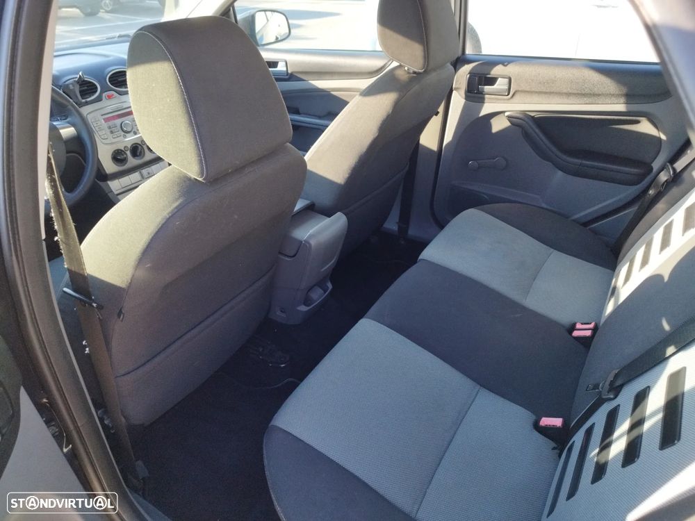 Ford Focus - 9